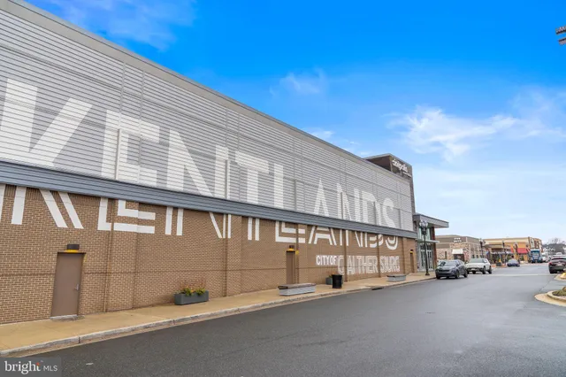 $225,000 | 18503 Boysenberry Drive, Unit 12888, Gaithersburg, MD 20879