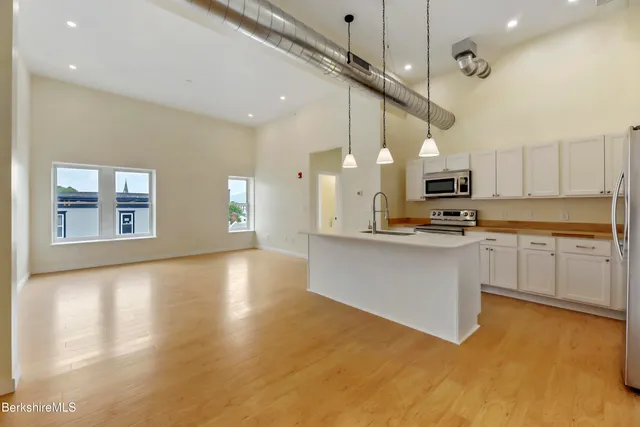 $2,100 | 49 Park Street, Unit 2, Adams, MA 01220