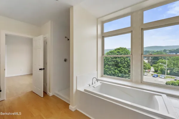 $1,950 | 49 Park Street, Unit 2, Adams, MA 01220