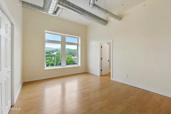 $1,950 | 49 Park Street, Unit 2, Adams, MA 01220