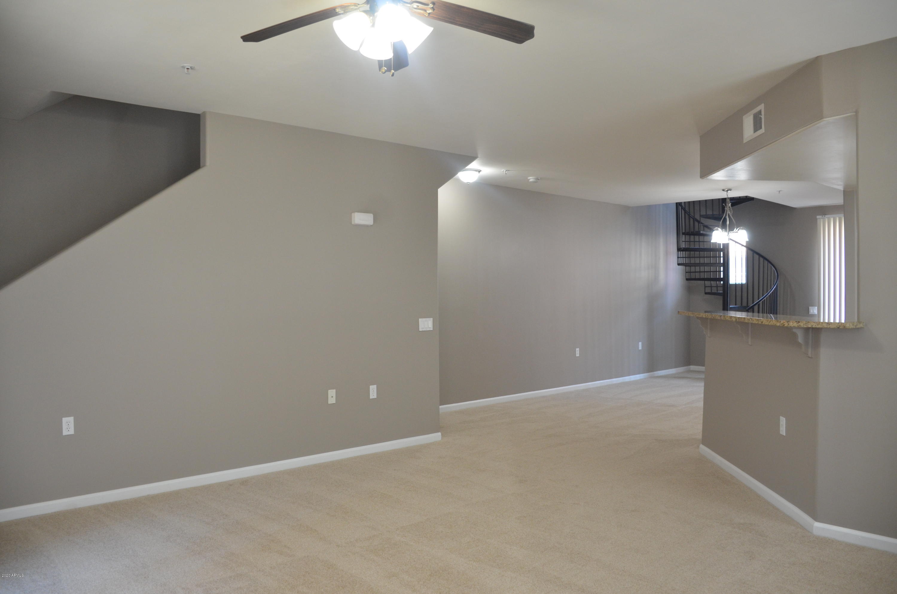 1920 East Bell Road, Unit 1124 Phoenix, AZ 85022 - Photo 8 of 37 DSC_7823