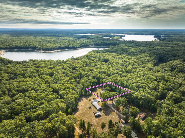 $225,000 | 8287 West Hollyhock Avenue, Baldwin, MI 49304