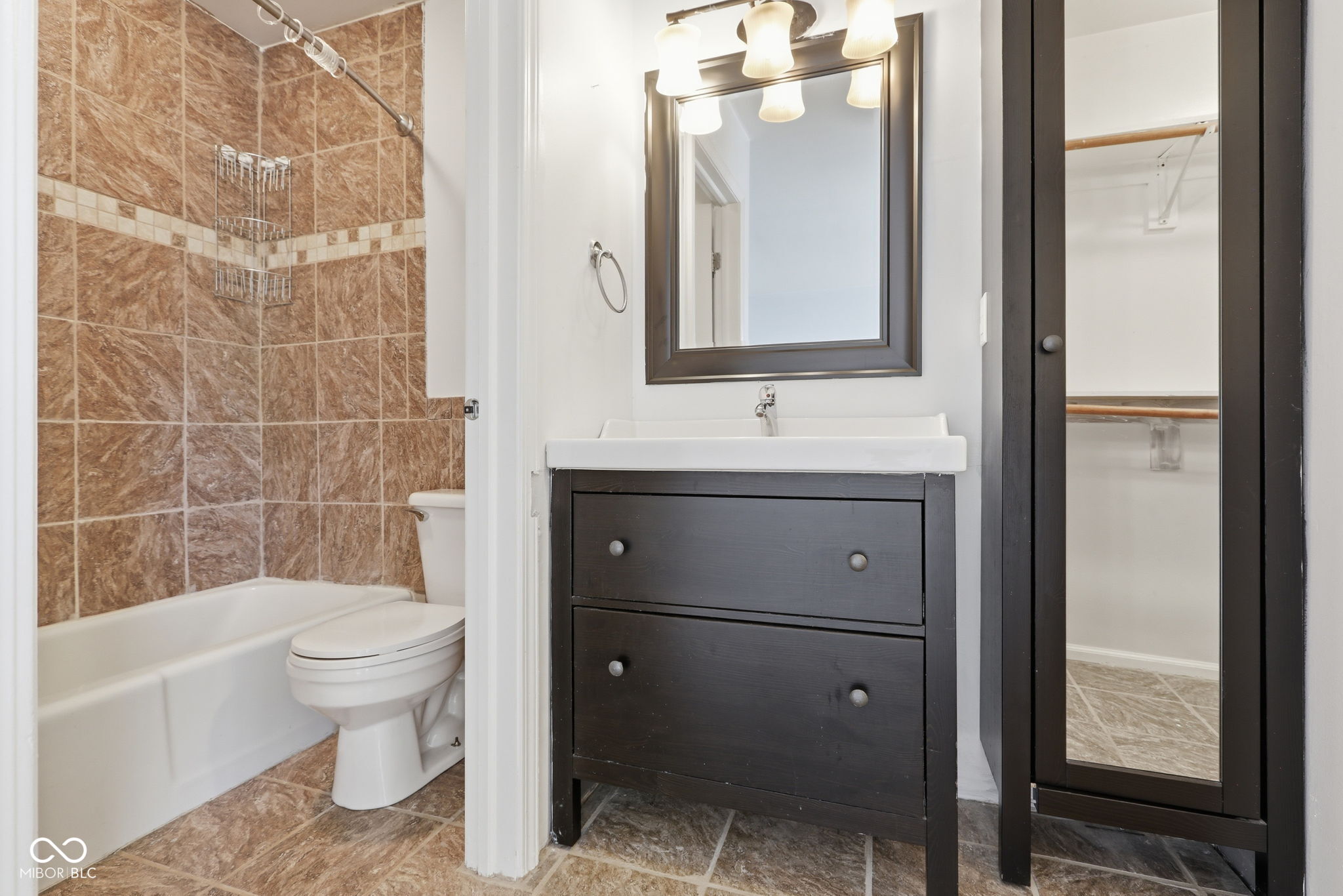 2260 Rome Drive Indianapolis, IN 46228 - Photo 18 of 36
