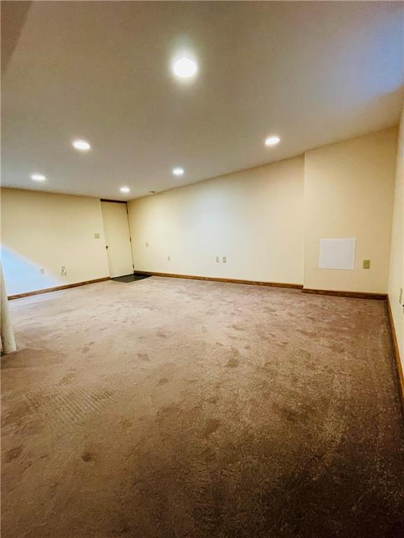 8149 Peebles Road Pittsburgh, PA 15237 - Photo 30 of 36 an empty room with a natural light