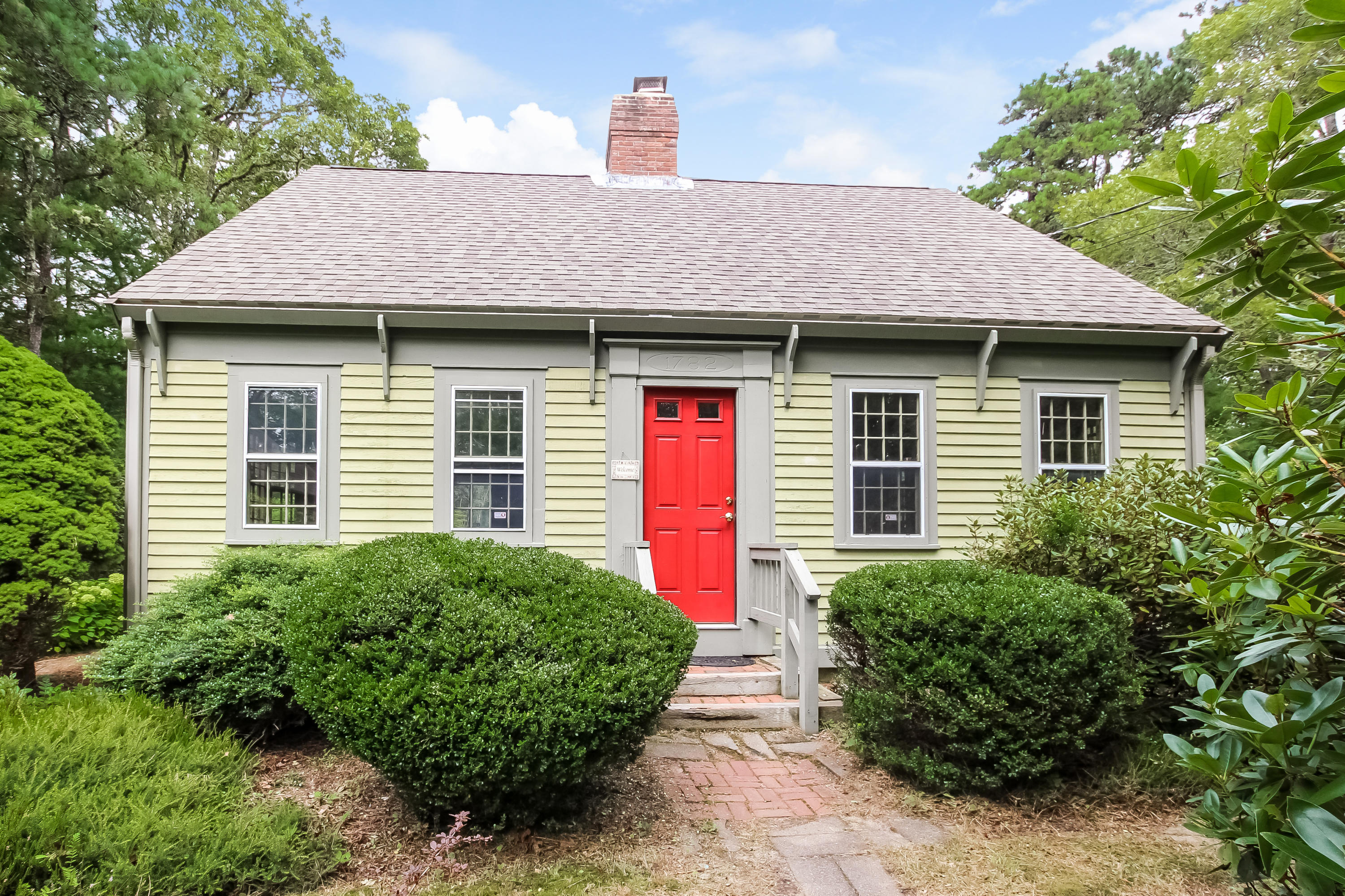 738 Queen Anne Road Harwich, MA 02645 - Photo 1 of 23 001-Front_View-4679451-large