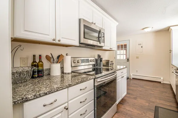 $425,000 | 1503 Us Rt 302, Bartlett, NH 03812