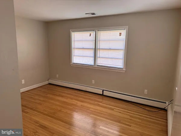 $2,500 | 8714 36th Avenue, College Park, MD 20740