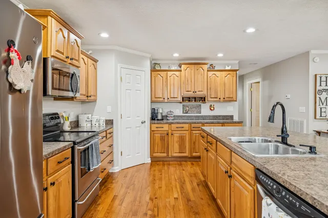 $454,900 | 237 Grant Highway, Gordonsville, TN 38563