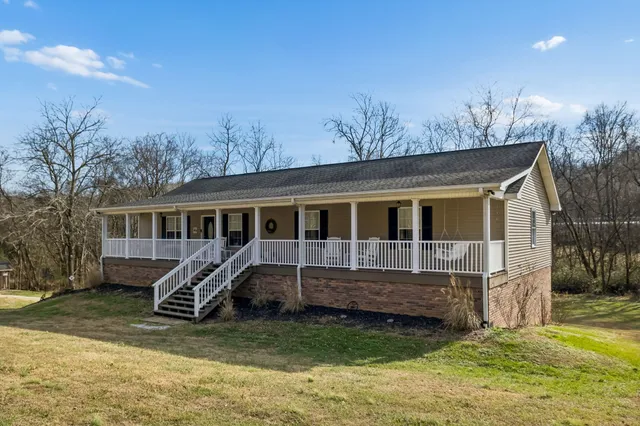 $454,900 | 237 Grant Highway, Gordonsville, TN 38563