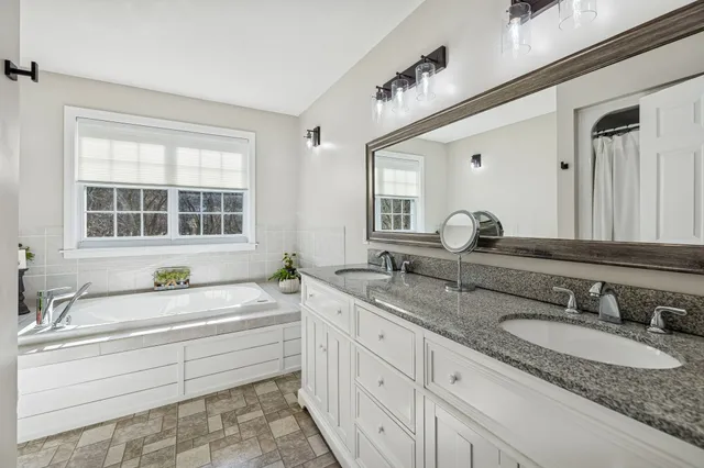 $454,900 | 237 Grant Highway, Gordonsville, TN 38563