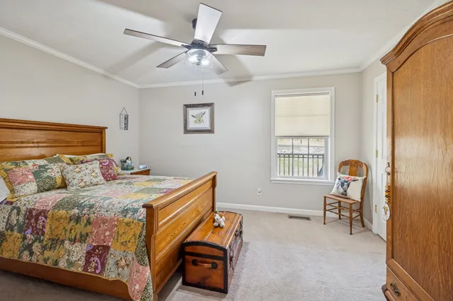 $454,900 | 237 Grant Highway, Gordonsville, TN 38563