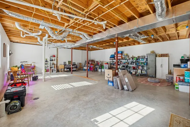 $454,900 | 237 Grant Highway, Gordonsville, TN 38563