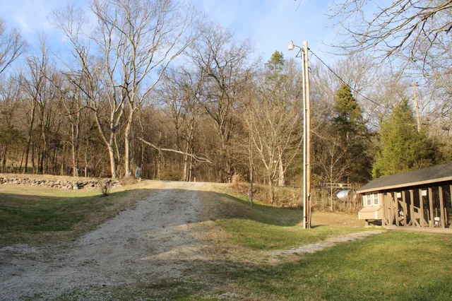 $454,900 | 237 Grant Highway, Gordonsville, TN 38563