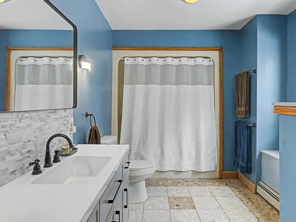 $679,000 | 802 Alburg Springs Road, Alburgh, VT 05440