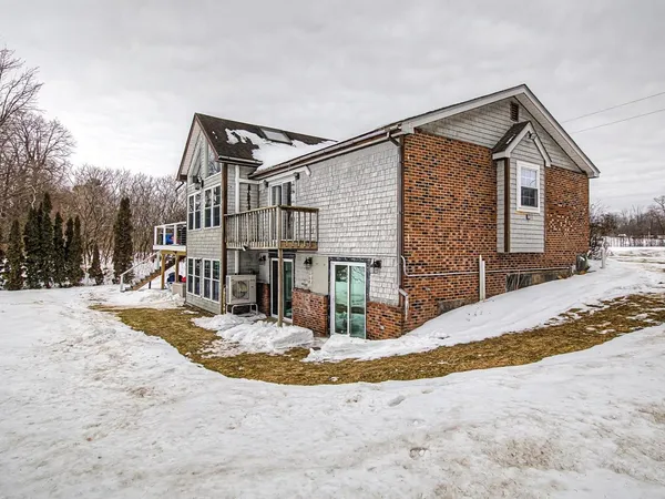 $679,000 | 802 Alburg Springs Road, Alburgh, VT 05440