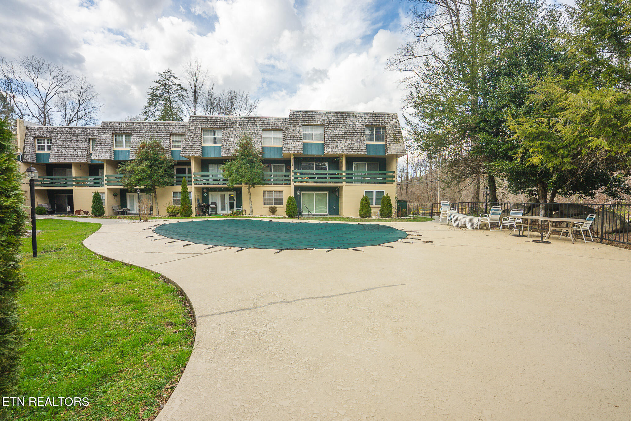 260 Roaring Fork Road, Unit 217 Gatlinburg, TN 37738 - Photo 12 of 51 DSC00007