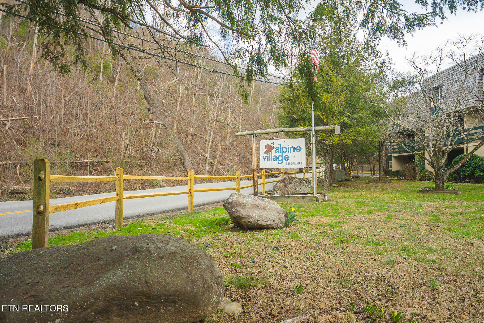 260 Roaring Fork Road, Unit 217 Gatlinburg, TN 37738 - Photo 2 of 51 DSC00008