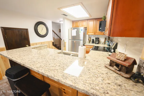 $279,900 | 260 Roaring Fork Road, Unit 217, Gatlinburg, TN 37738