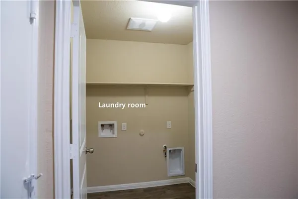 $1,975 | 11117 Furrow Hill Drive, Austin, TX 78754