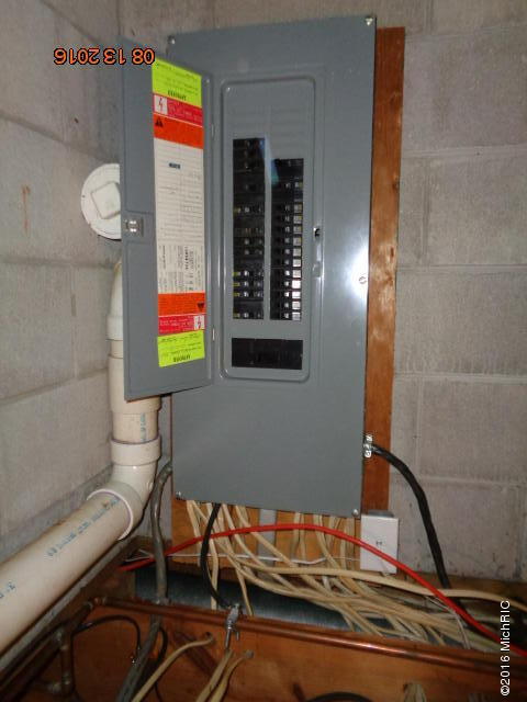 9935 Singer Lake Road Baroda, MI 49101 - Photo 21 of 29 DSC02136