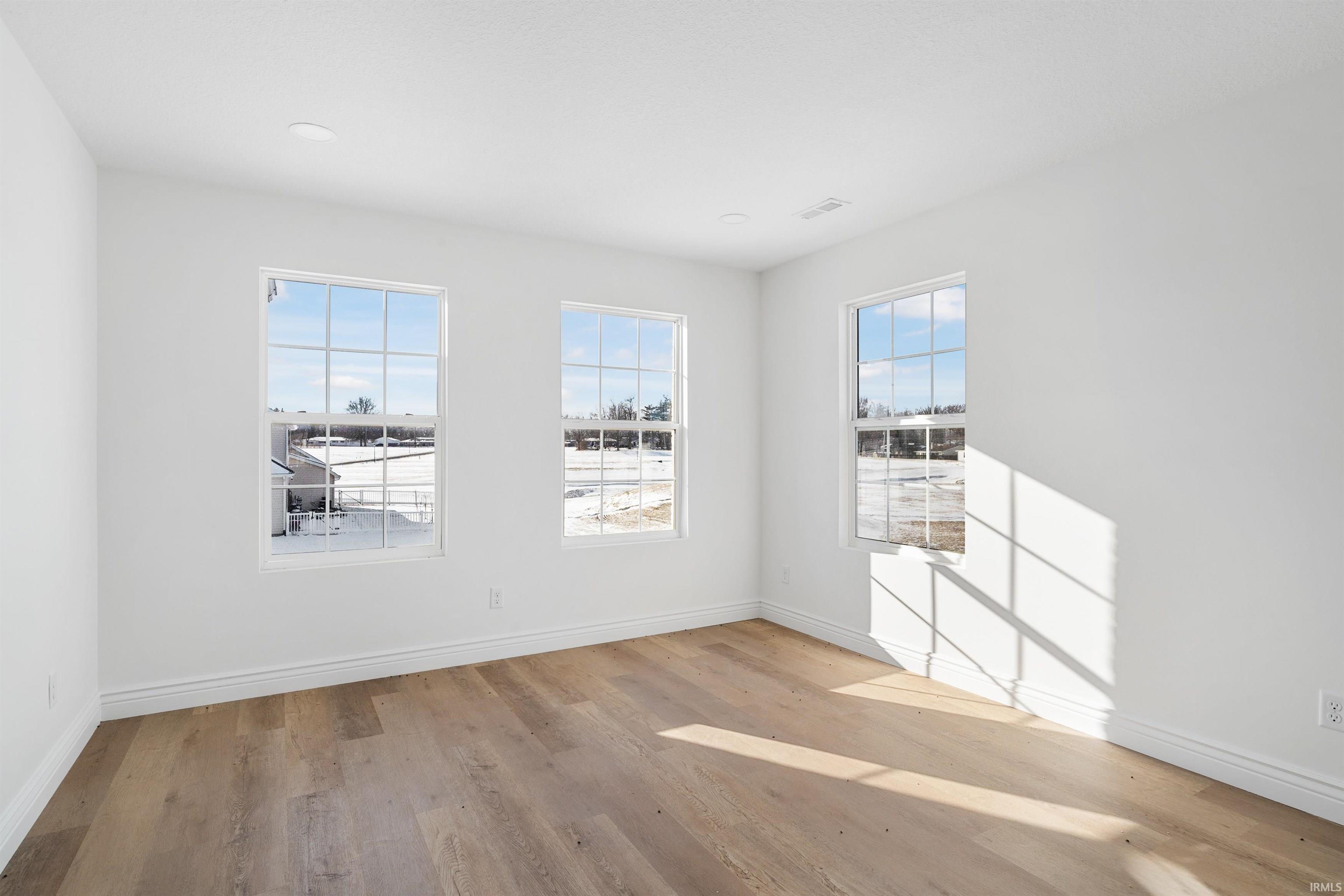 6985 Starks Boulevard Fort Wayne, IN 46816 - Photo 26 of 33