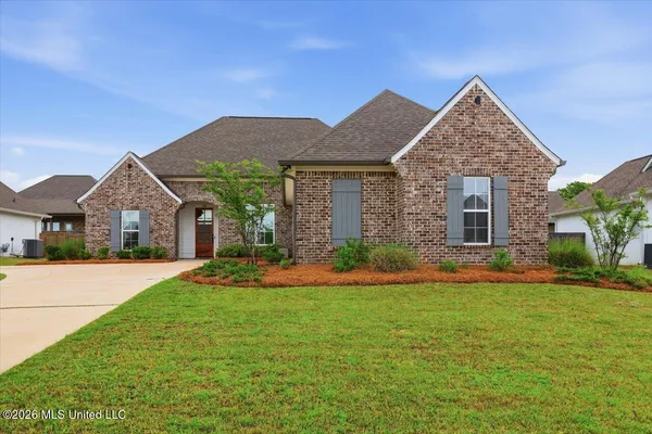 $380,000 | 102 Sweetbriar Circle, Canton, MS 39046