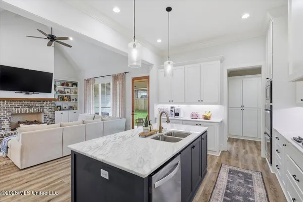 $380,000 | 102 Sweetbriar Circle, Canton, MS 39046