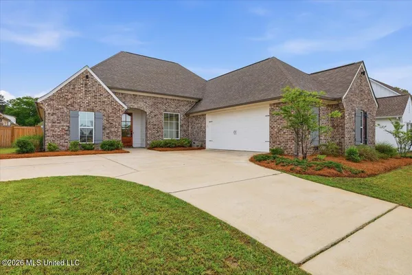 $380,000 | 102 Sweetbriar Circle, Canton, MS 39046