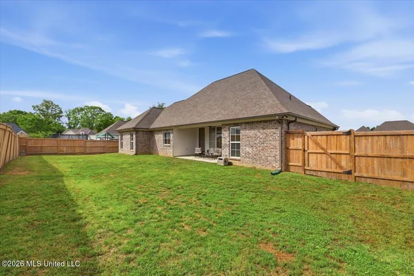 $380,000 | 102 Sweetbriar Circle, Canton, MS 39046
