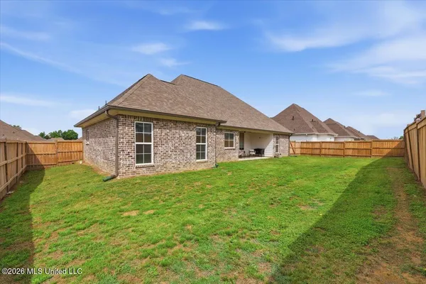 $380,000 | 102 Sweetbriar Circle, Canton, MS 39046