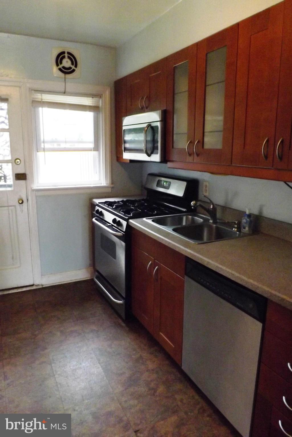 3818 Ednor Road Baltimore, MD 21218 - Photo 15 of 28 Kitchen