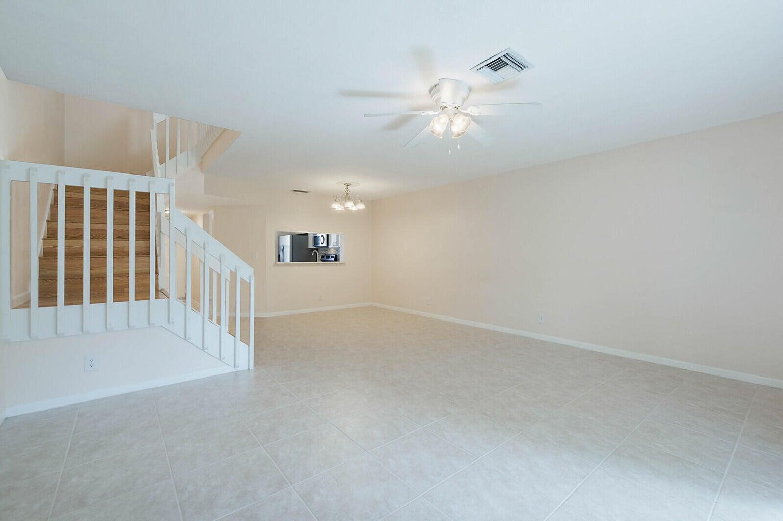 6384 Boca Circle Boca Raton, FL 33433 - Photo 13 of 34 Great Room