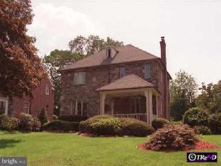 7036 Sherwood Road Philadelphia, PA 19151 - Photo 1 of 1 Gallery Image 1