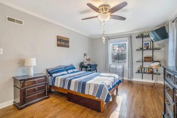$499,999 | 1907 Portsmouth Avenue, Westchester, IL 60154