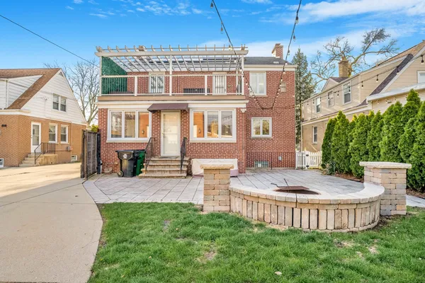 $499,999 | 1907 Portsmouth Avenue, Westchester, IL 60154