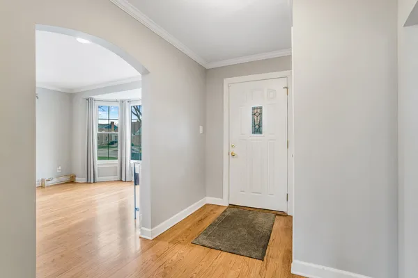 $499,999 | 1907 Portsmouth Avenue, Westchester, IL 60154
