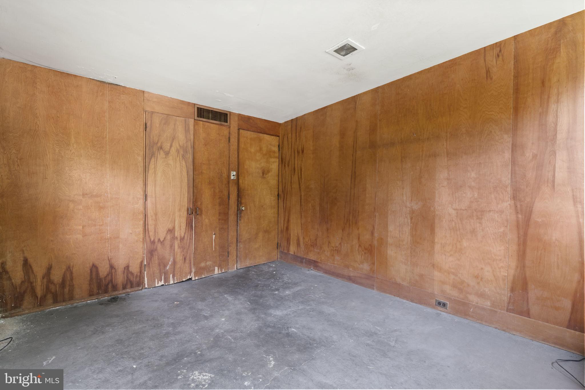 2935 Whitehall Road Norristown, PA 19403 - Photo 31 of 42