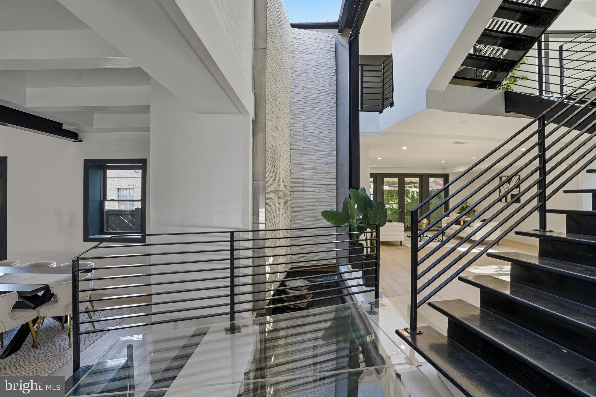 2220 Q Street Northwest Washington, DC 20008 - Photo 4 of 57