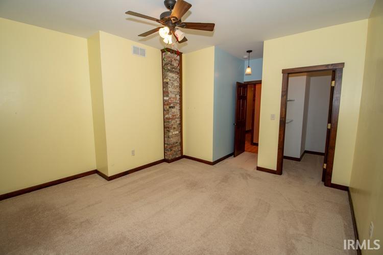 56874 Crumstown Road South Bend, IN 46619 - Photo 18 of 32