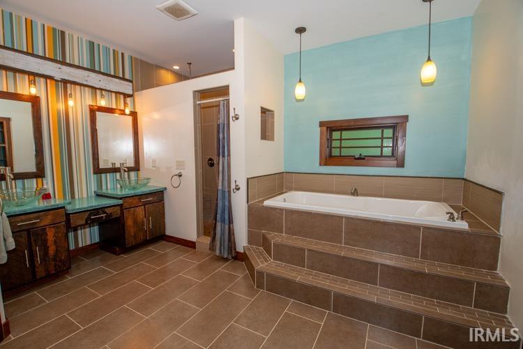 56874 Crumstown Road South Bend, IN 46619 - Photo 7 of 32