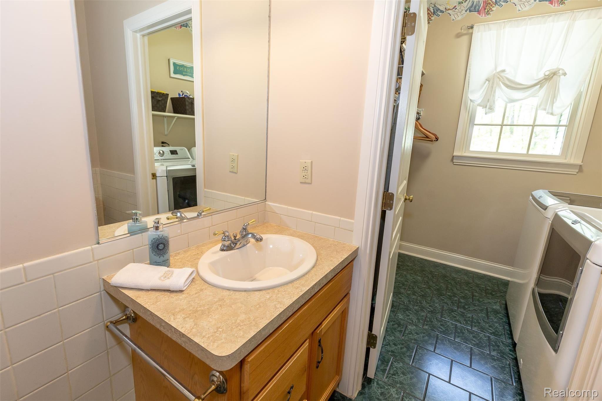 4835 Waldon Road Clarkston, MI 48348 - Photo 47 of 56 592A2818.jpg