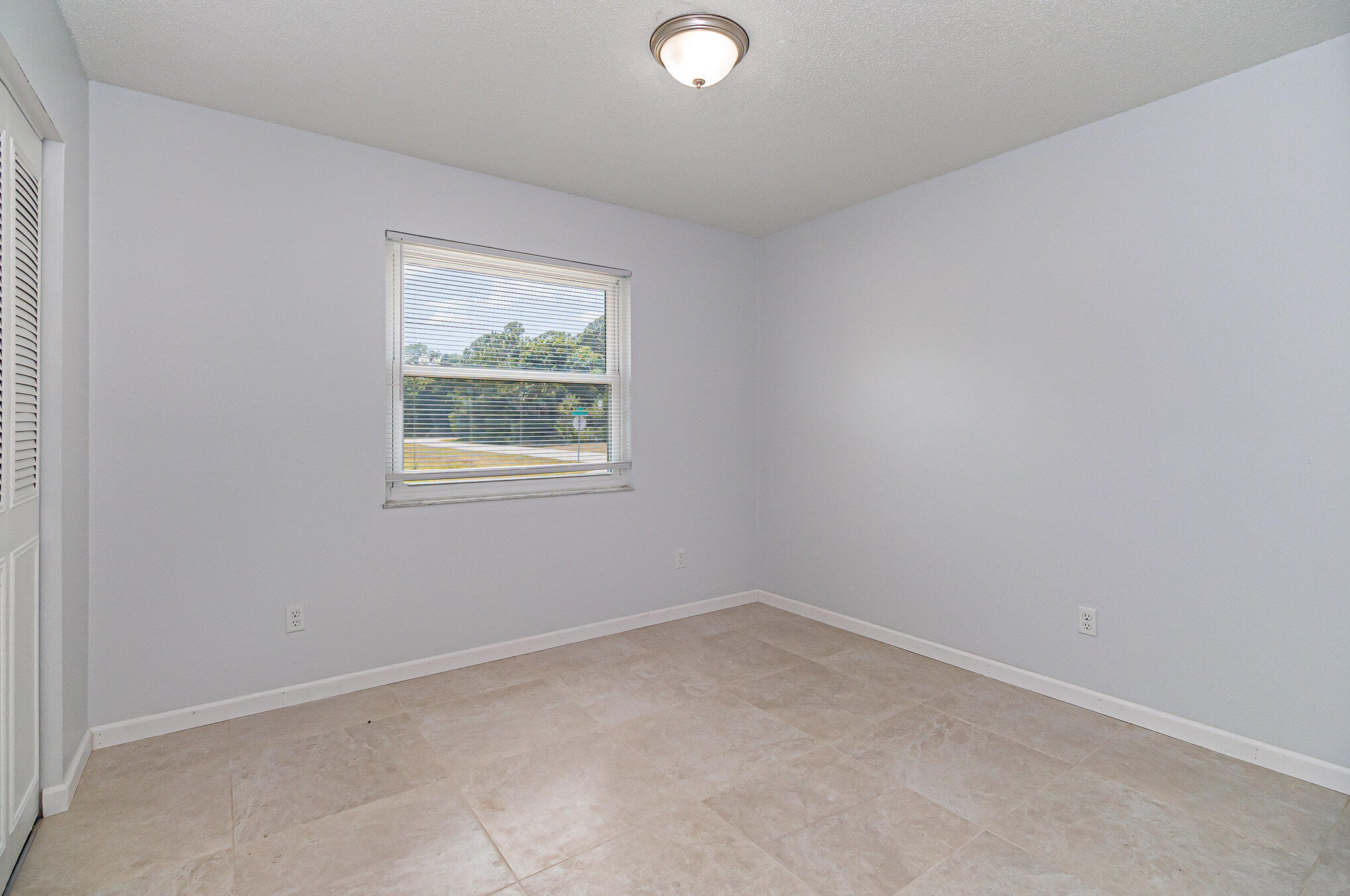 971 Gulfport Road Southeast Palm Bay, FL 32909 - Photo 14 of 23 020_i77a2160-edit