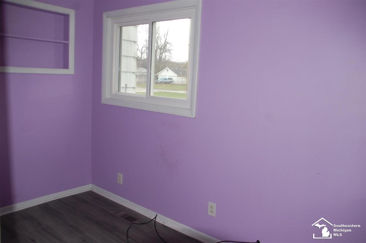 7840 Wiseman Road Lambertville, MI 48144 - Photo 9 of 13 50069911-8.JPG