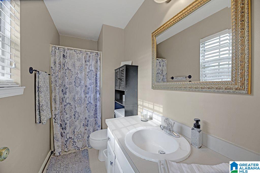 108 Twin Lakes Road Trussville, AL 35173 - Photo 17 of 24