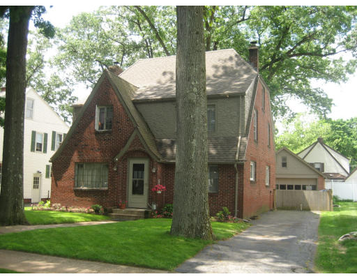 94 Perkins Street Springfield, MA 01118 - Photo 1 of 18 Gallery Image 1