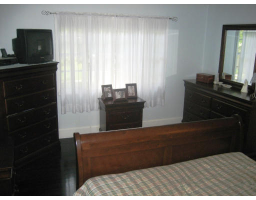94 Perkins Street Springfield, MA 01118 - Photo 11 of 18 Gallery Image 11