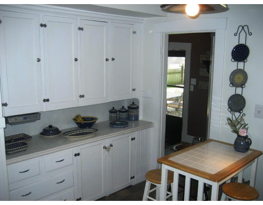 94 Perkins Street Springfield, MA 01118 - Photo 8 of 18 Gallery Image 8