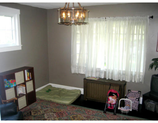 94 Perkins Street Springfield, MA 01118 - Photo 10 of 18 Gallery Image 10