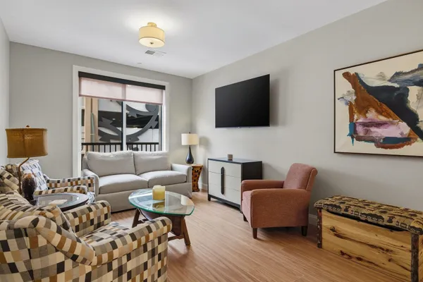 $629,000 | 99 Foundry Place, Unit 306, Portsmouth, NH 03801