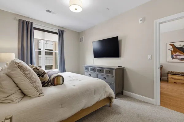 $629,000 | 99 Foundry Place, Unit 306, Portsmouth, NH 03801